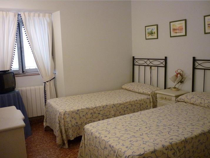 Palacio De Monfarracinos Benavente Room photo